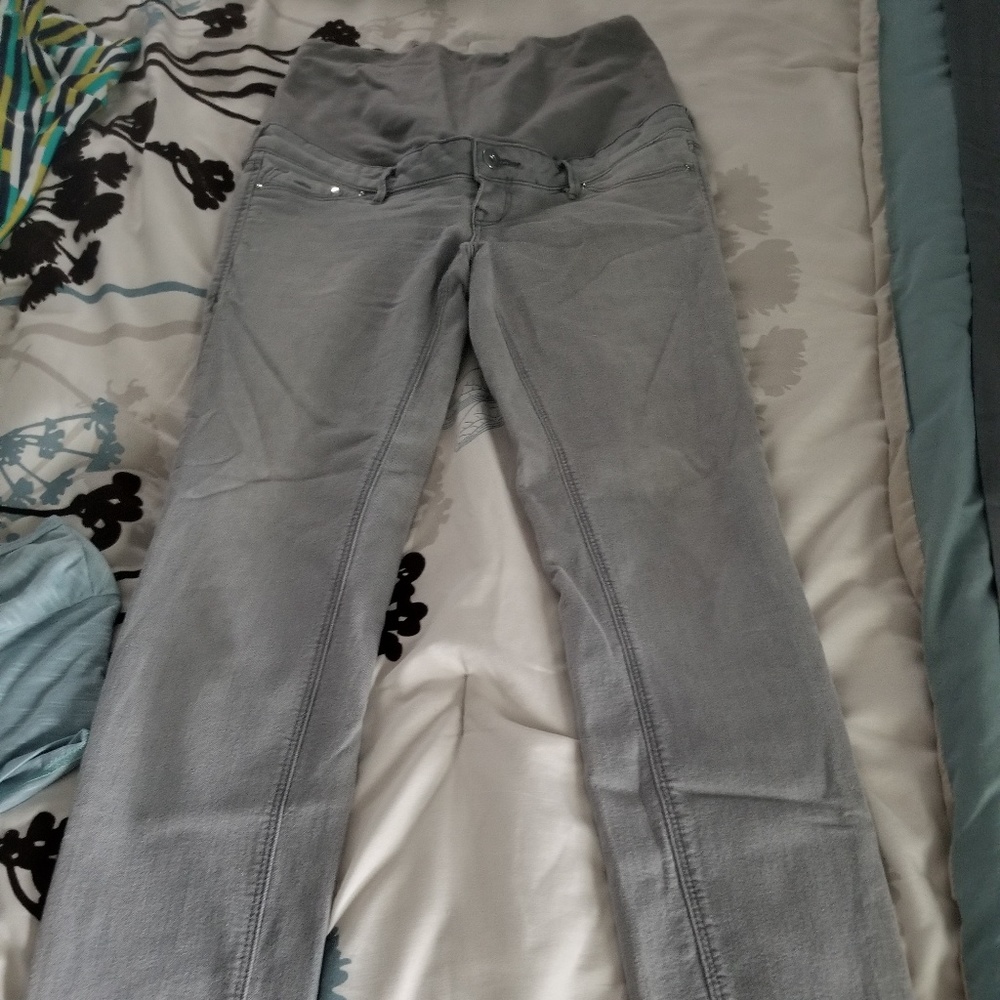 H & M Maternity Jeggings